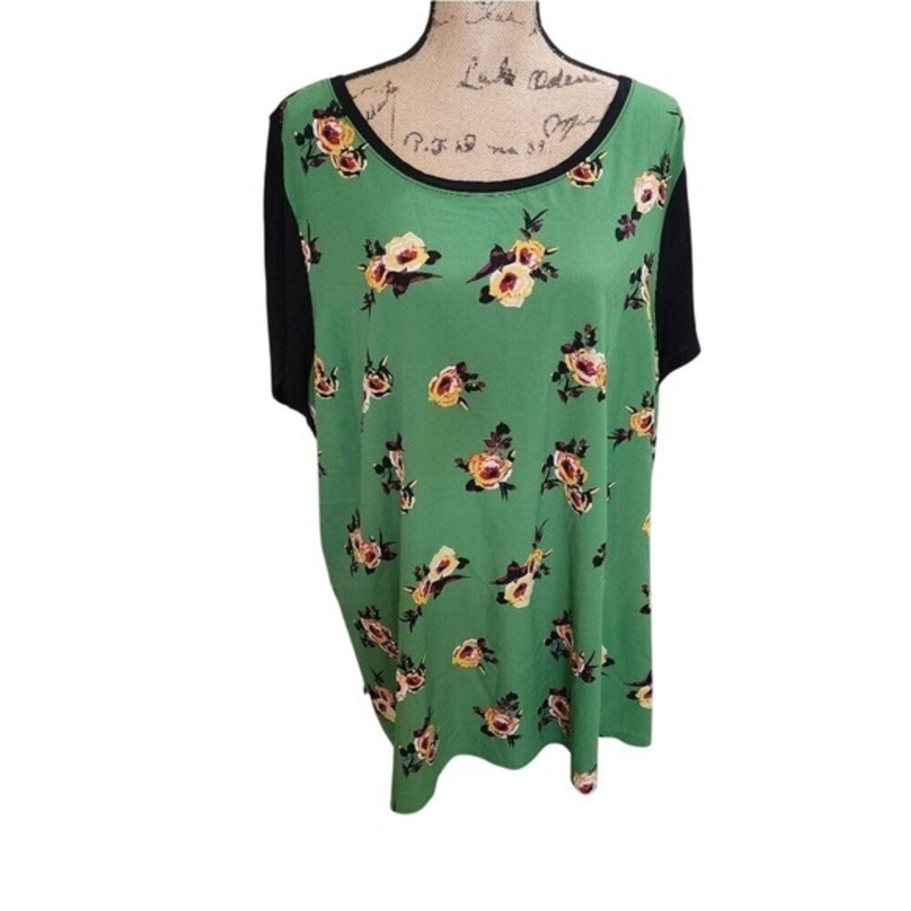Lane Bryant Green Floral Mixed Media Scoop‎ Neck Short Sleeve Top 22/24